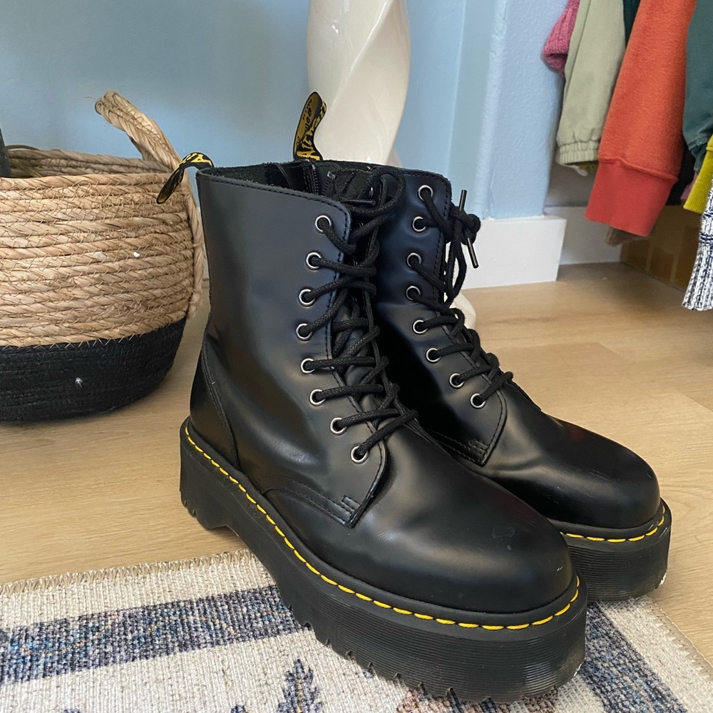 Dr Martin Boot Platform